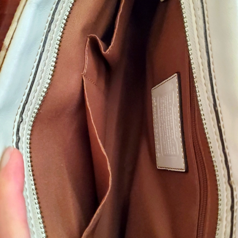 Coach handbag - Picture 2 of 7